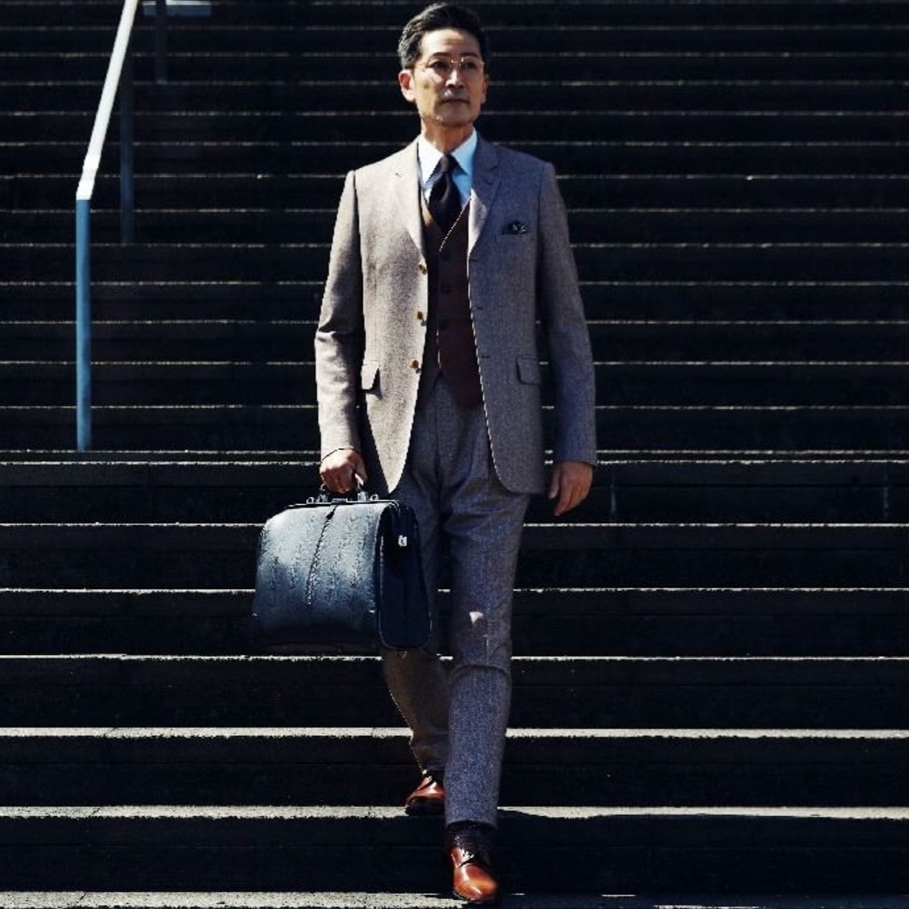 【7/1より価格改定！今が一番お得】 ダレスバッグ 本革付属 Mサイズ YK7